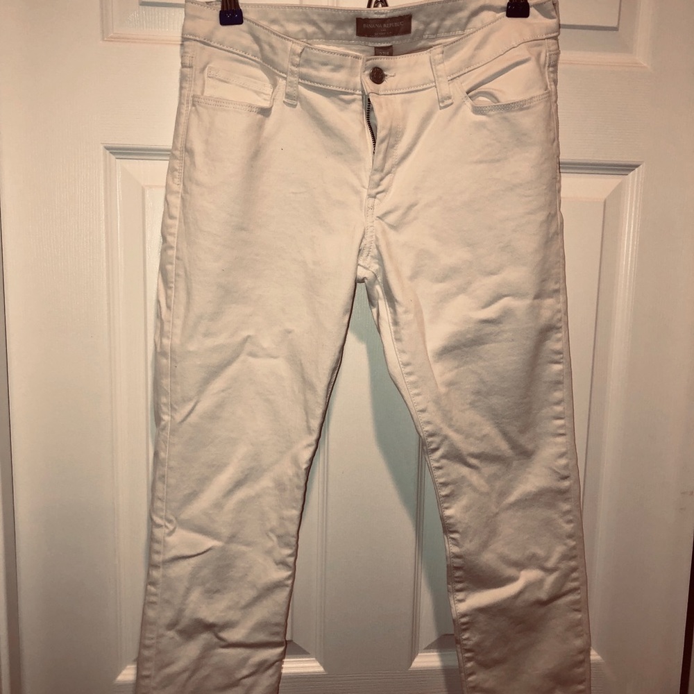 White skinny jeans
